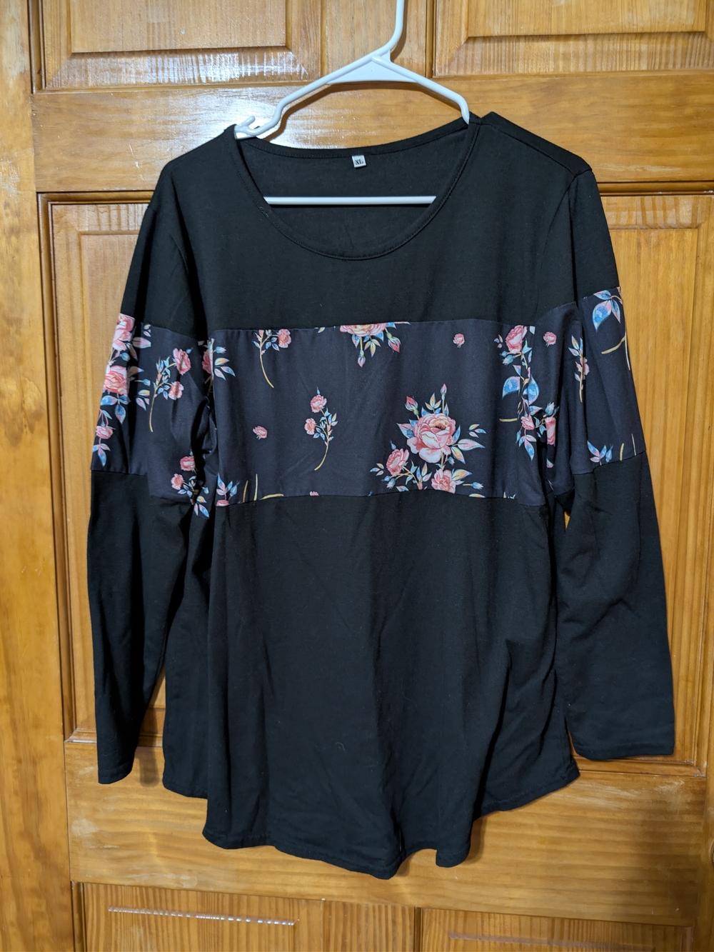 Women's Black Floral-Panel Long Sleeve Top